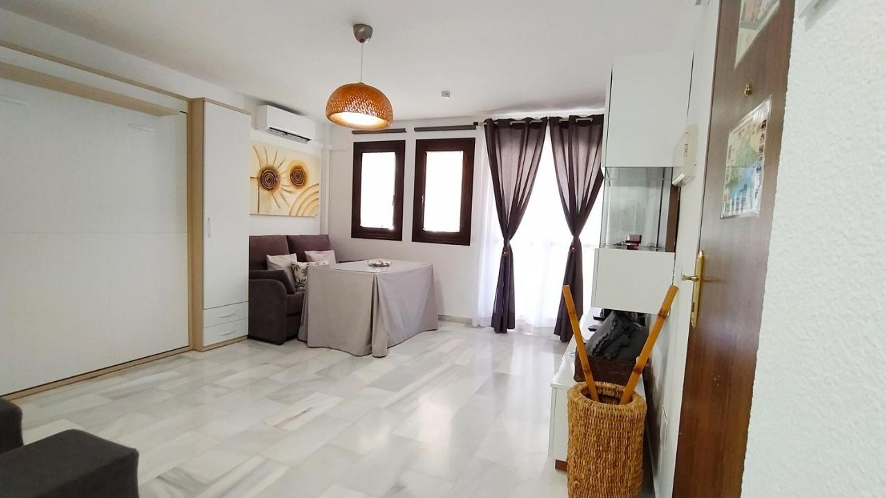 Appartamento Pueblo Blanco Benalmádena Esterno foto