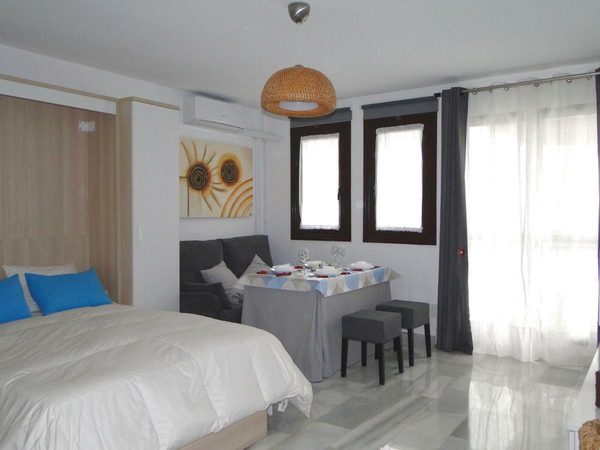 Appartamento Pueblo Blanco Benalmádena Esterno foto